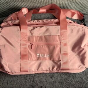 Pink Women's/Girls Duffel Tote Bag